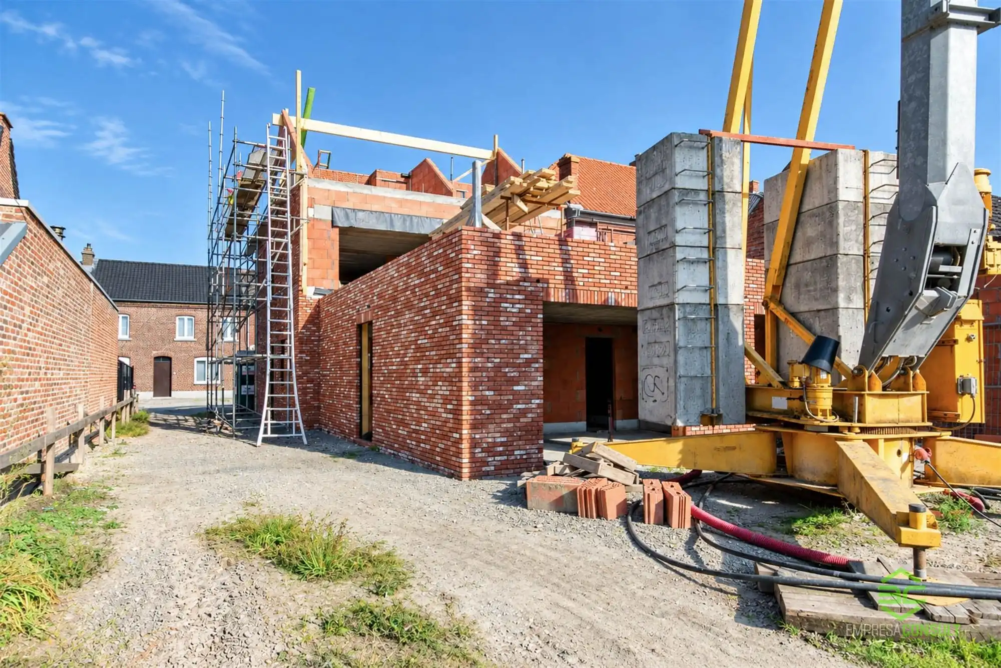 Nieuwbouw duplexapp met 2 slpk op een centrale ligging! foto 4