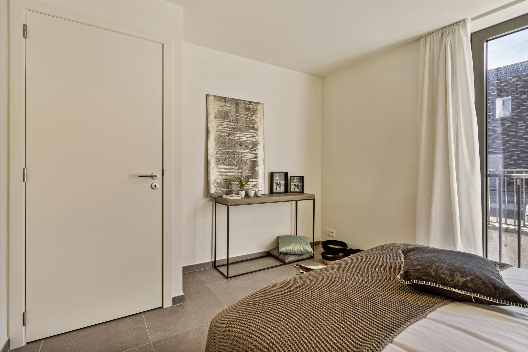 Nieuwbouwappartement met riant terras te koop in Rumbeke foto 5