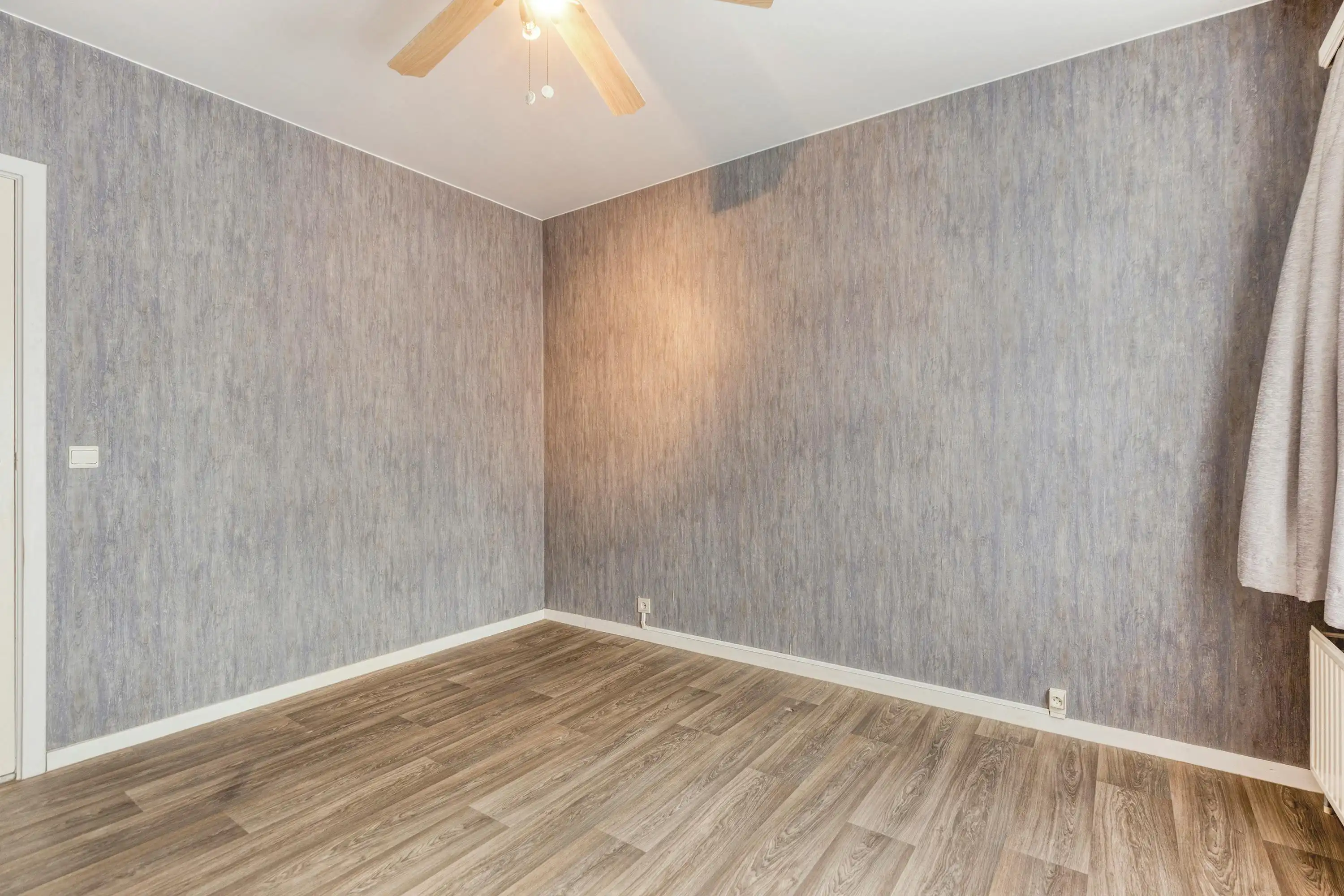 Energiezuinig appartement met 2 garages te koop in Merksem foto 8