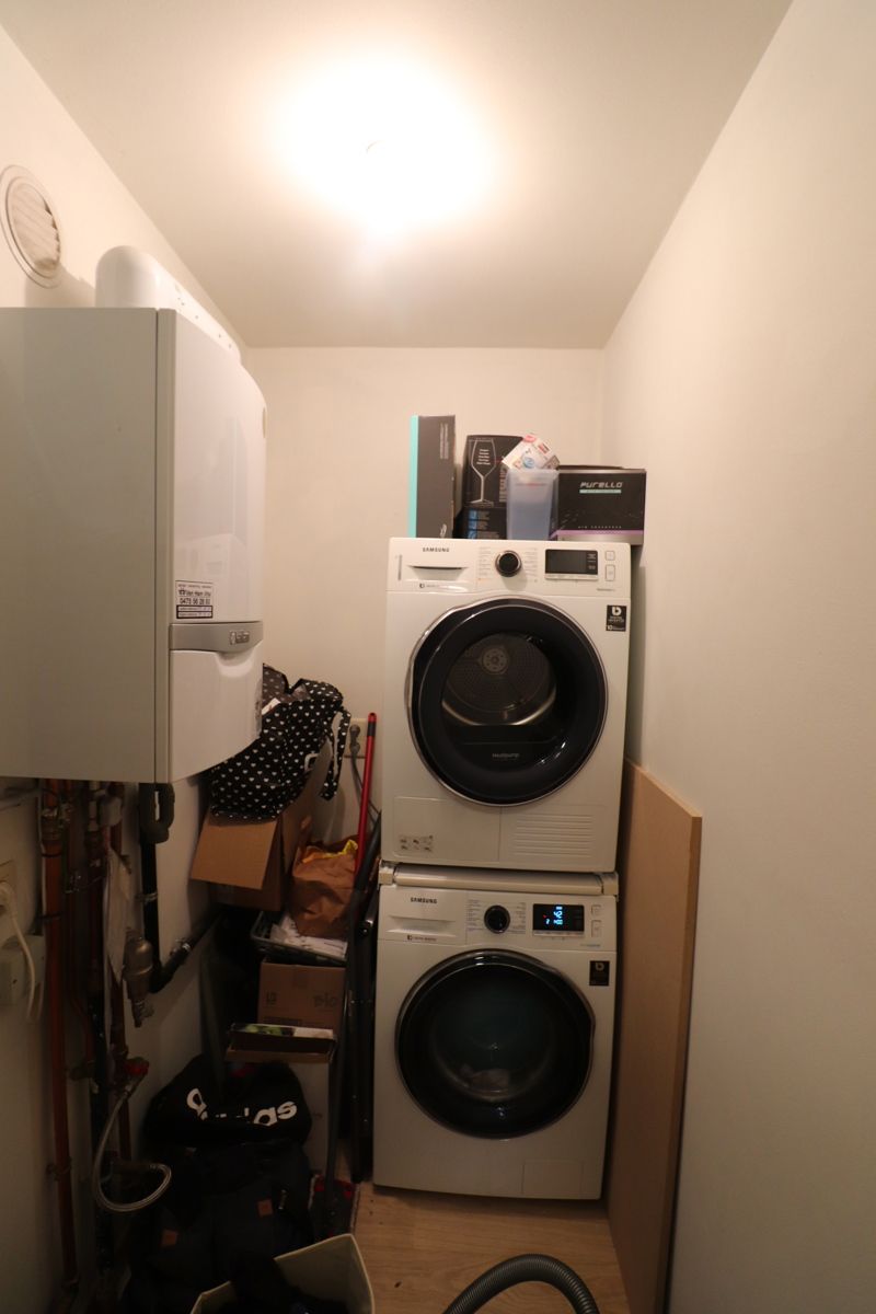 Gerenoveerd appartement op de 2de verdieping met 2 slaapkamers, terrassen en garage. foto 16