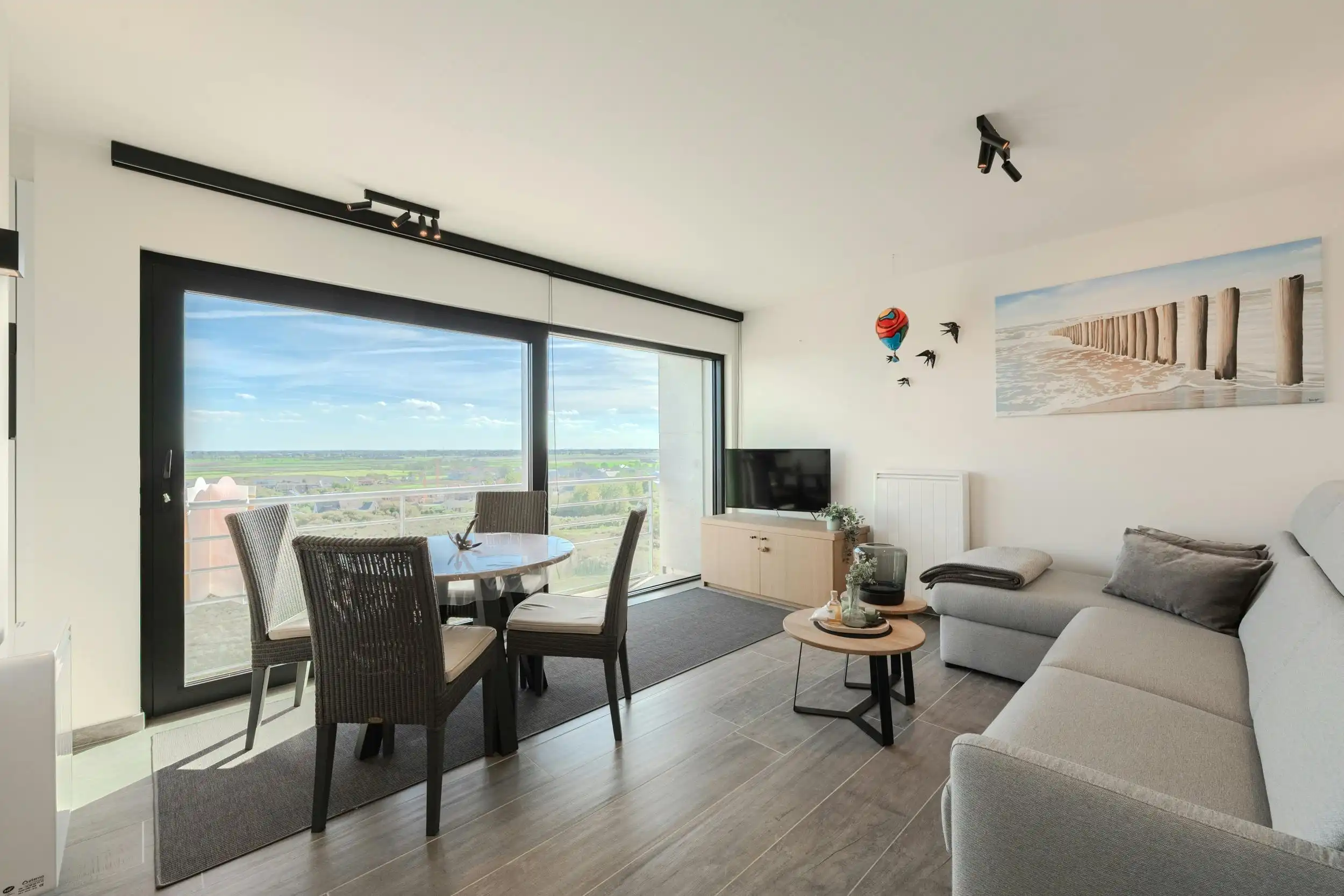 Prachtige studio met zuidgericht terras en weids uitzicht! foto 4