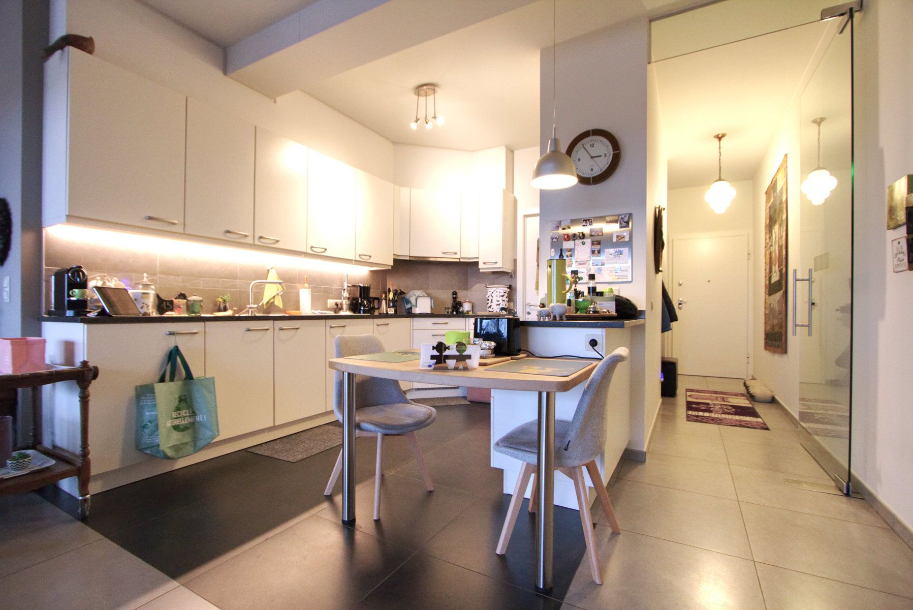 ZEER RUIM APP - 2 à 3 SLK - TERRAS - PARKING - KELDER - LIFT foto 4