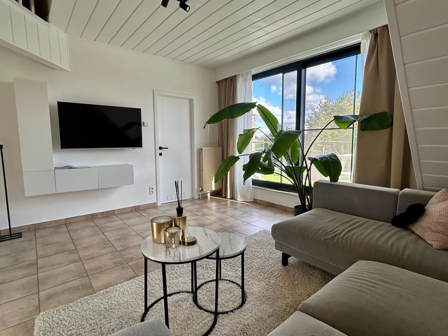 Gezellig 2-slaapkamerappartement te huur in Lichtaart! foto 3