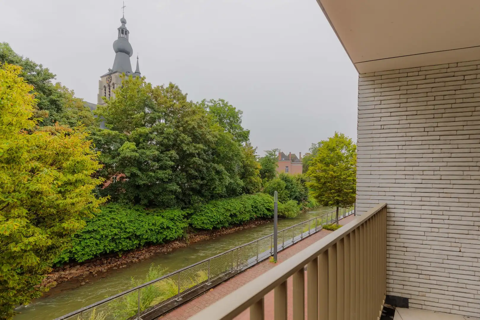 Nieuwbouw appartement in het centrum foto 2