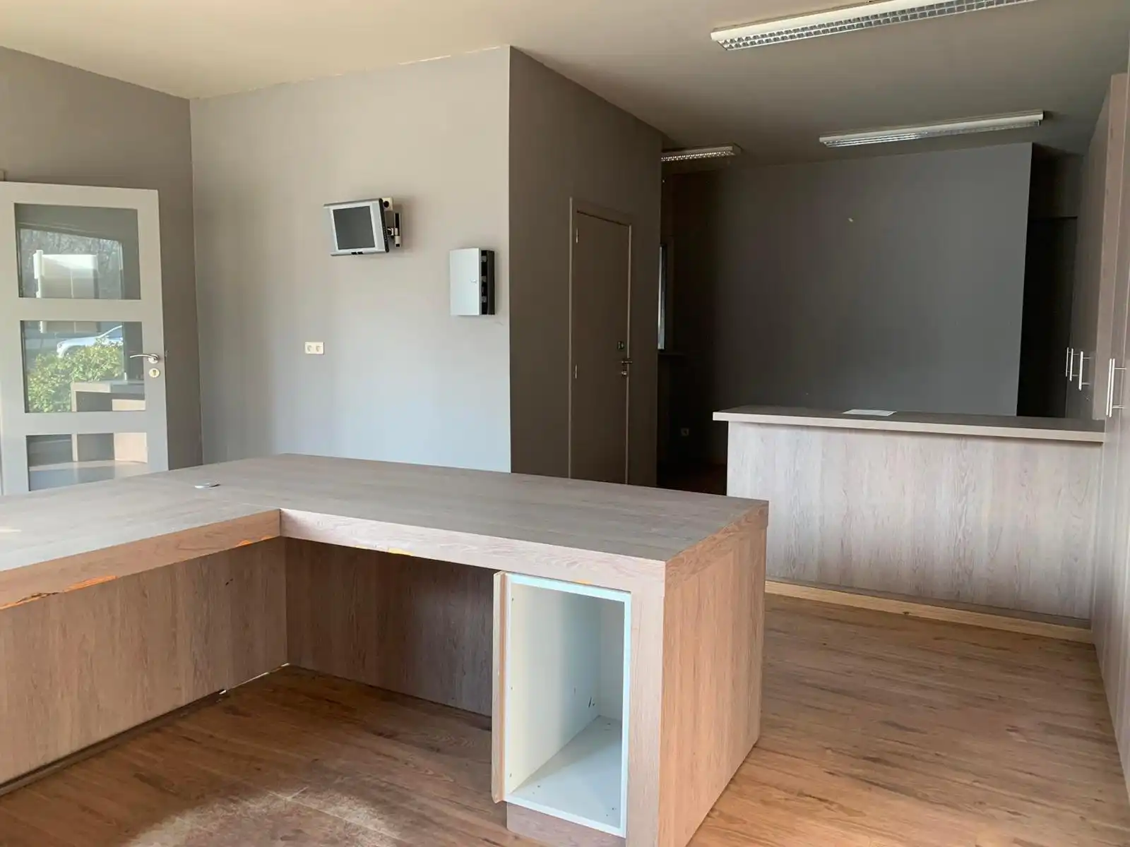 Kantoor gebouw centrum Westmeerbeek foto 4