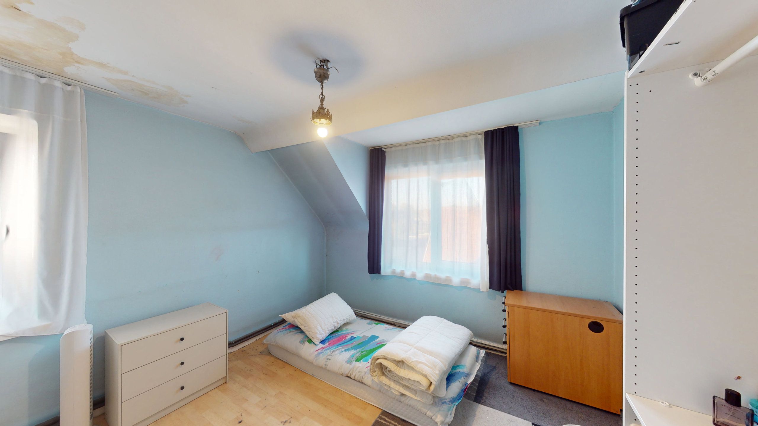 Half open gezinswoning, centraal gelegen, met 3 slaapkamers! foto 20