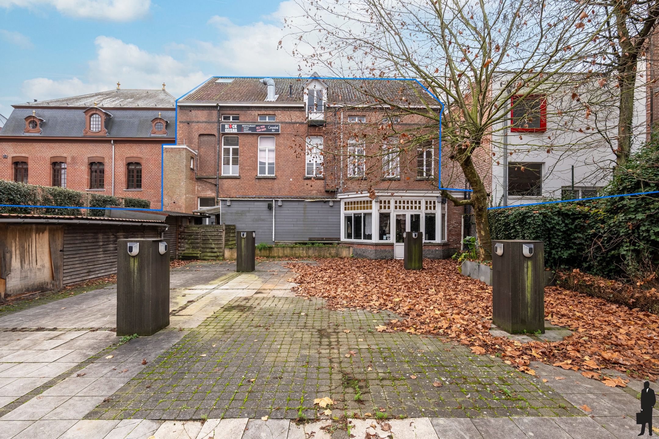 Statig neoclassicistisch herenhuis in hartje Turnhout foto 17