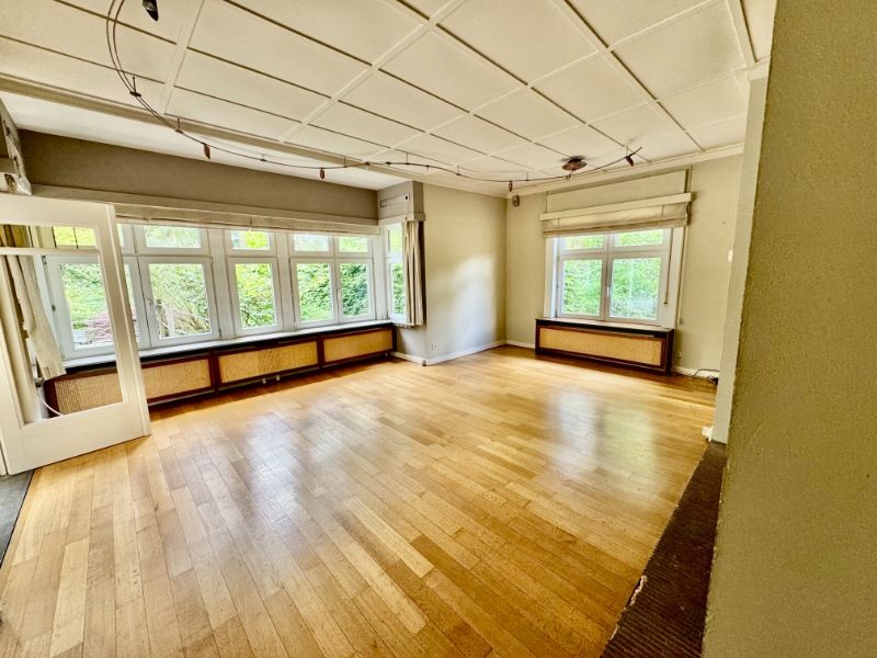 Karaktervolle villa in oase van groen, toplocatie! foto 5