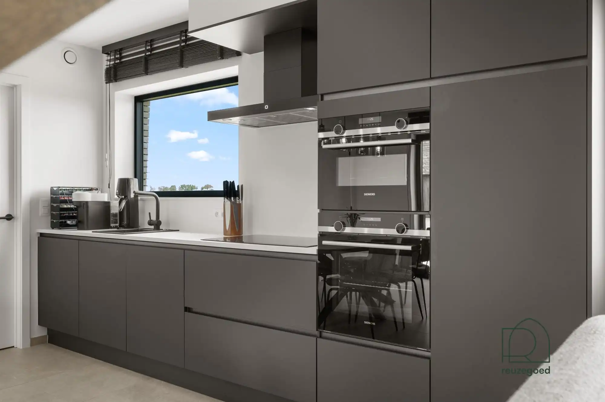Uniek duplexappartement (3 slpk) met huisgevoel, groene daktuin en zicht op de velden in Kortessem foto 15