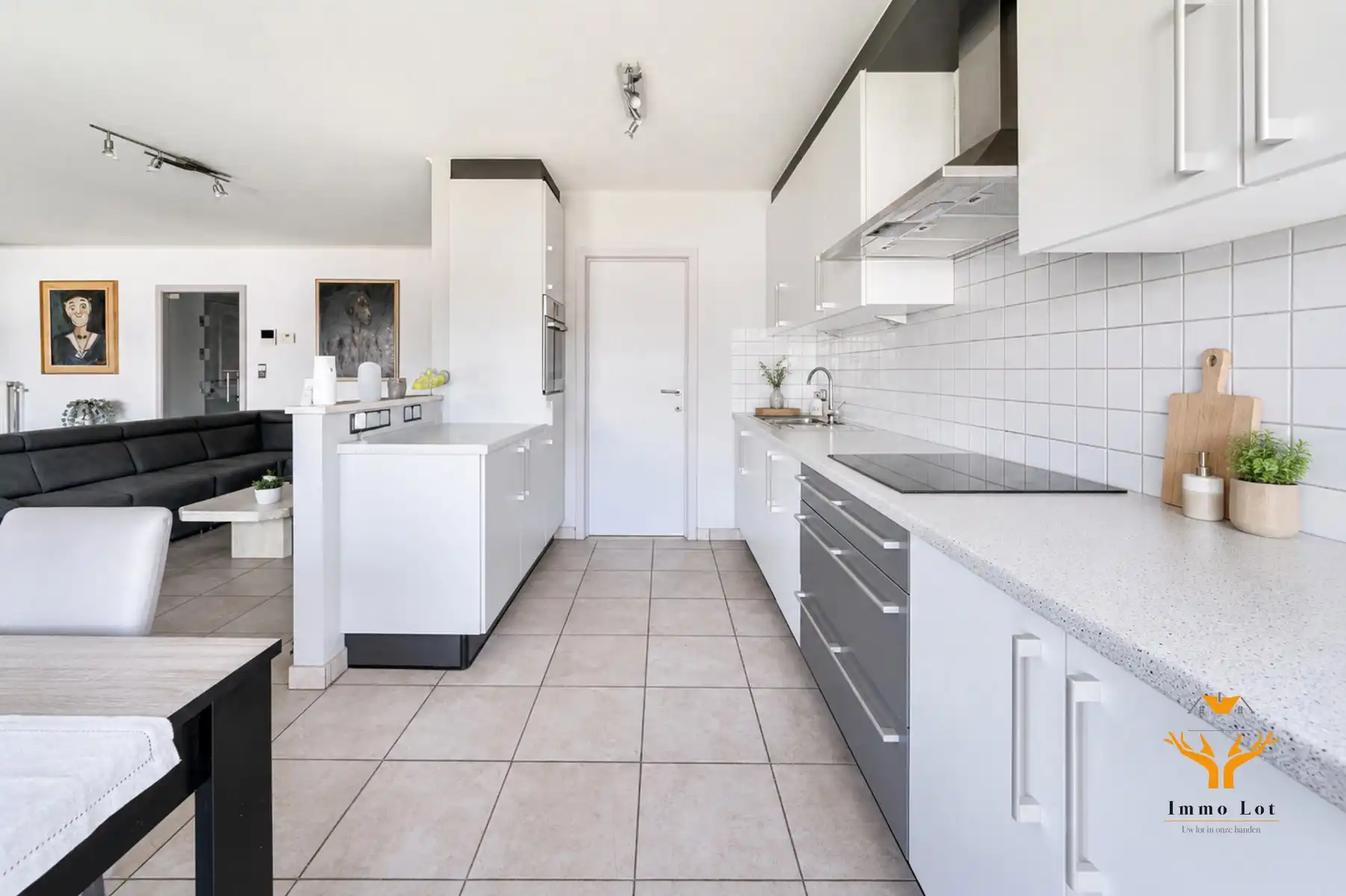 Instapklaar appartement met 2 slpk en garage aan Donkmeer  foto 6