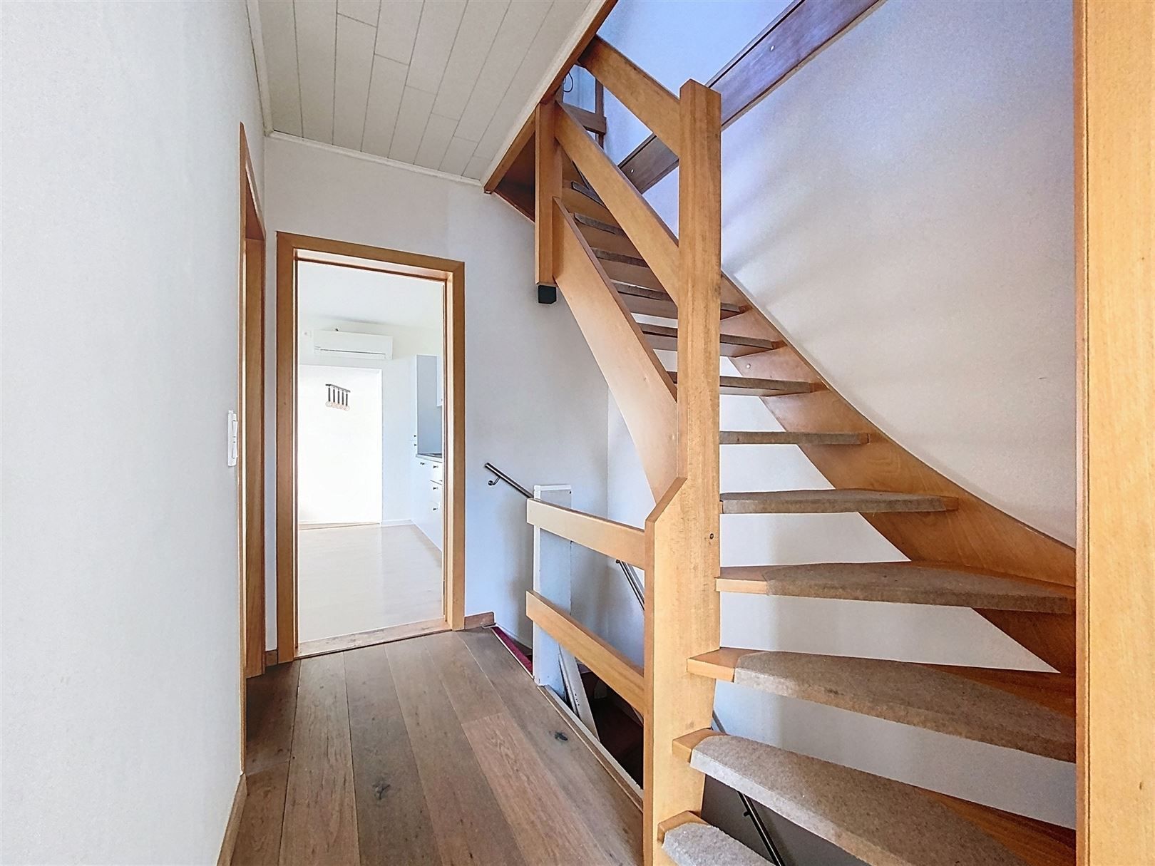 Triplex appartement gelegen te Brasschaat  foto 9