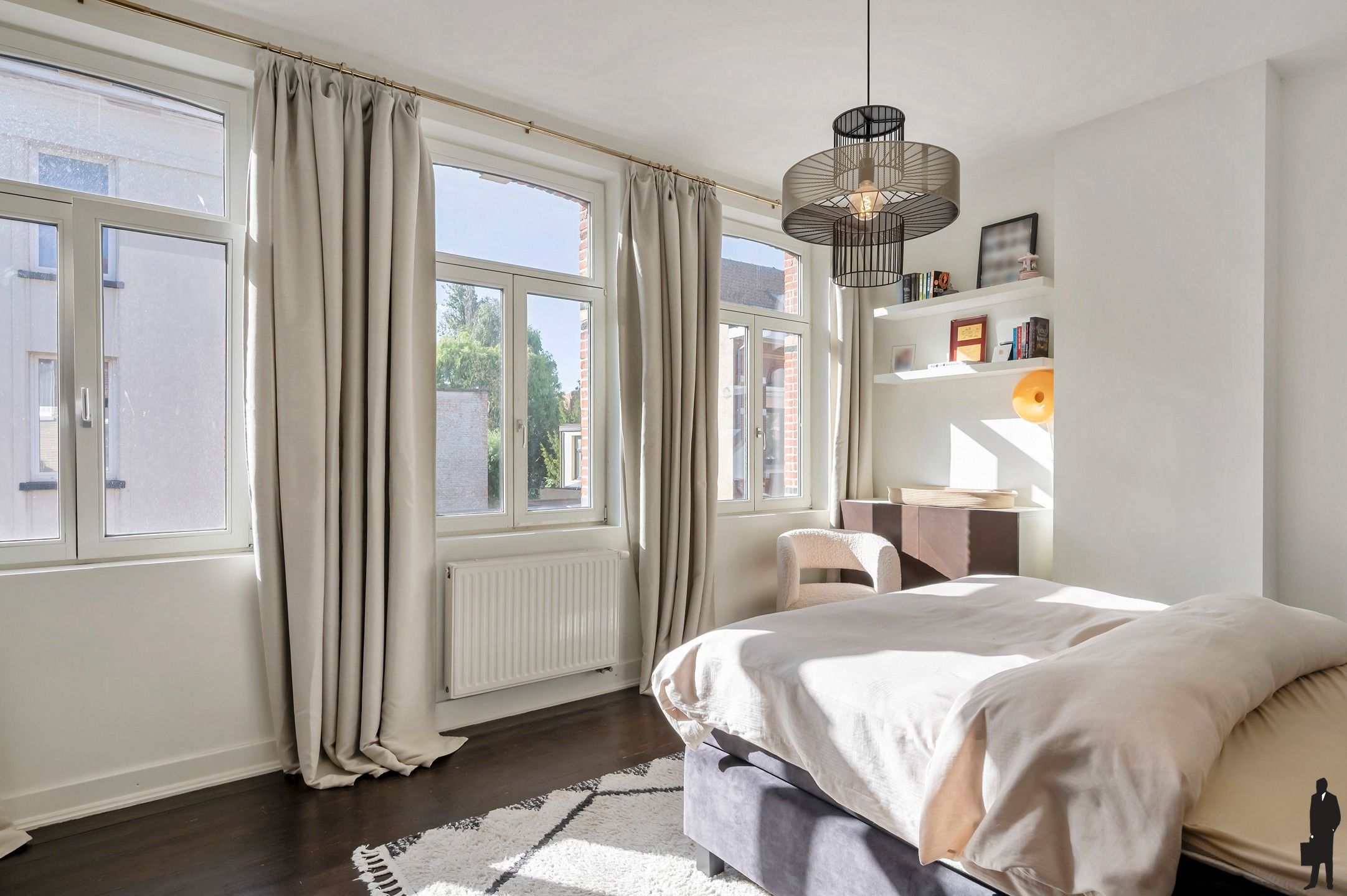 Instapklare burgerwoning met ruime tuin foto 13