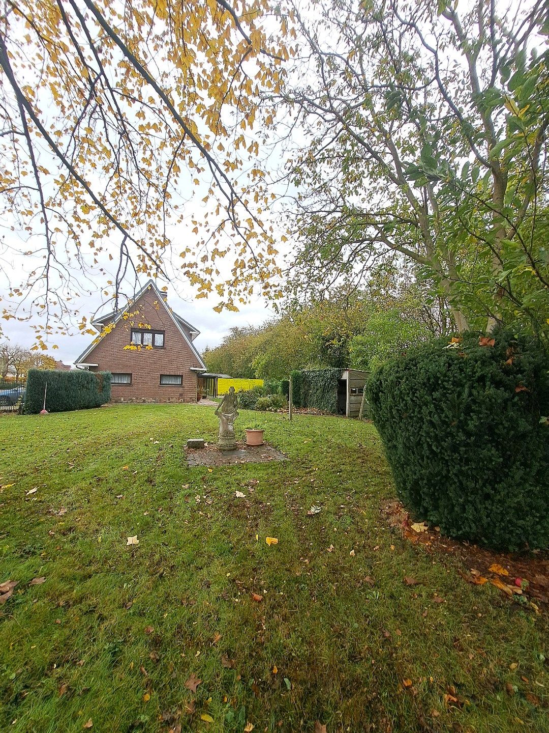 Charmante  woning met tuin op toplocatie te Drieslinter, Staionsplein 4 foto 5