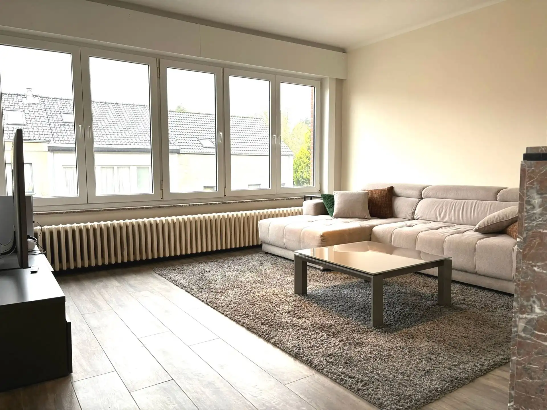 Prachtig appartement (1 slpks) met een kelder, kleine garage, autostaanplaats & GEEN LASTEN foto 3