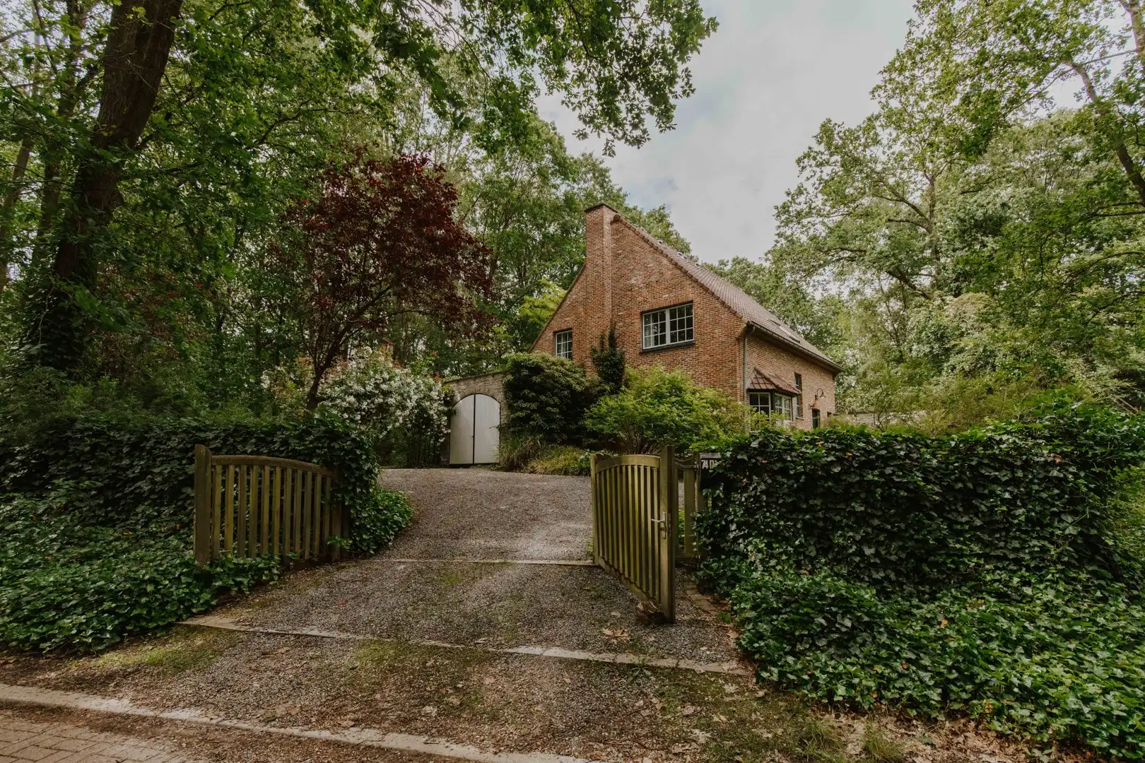Woning met vier slaapkamers op de groene Heikantberg foto 2