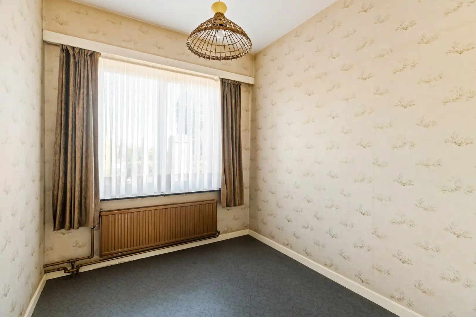 Karaktervolle gezinswoning met veel potentieel foto 19