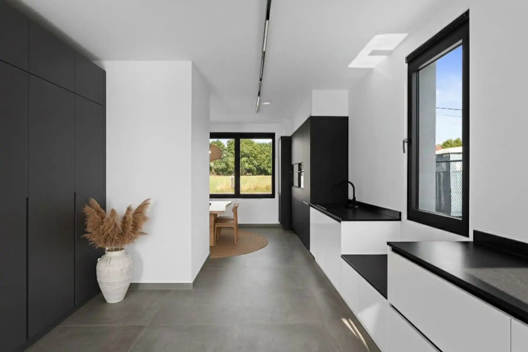 Modern comfort in een tijdloze halfopen bebouwing foto 7