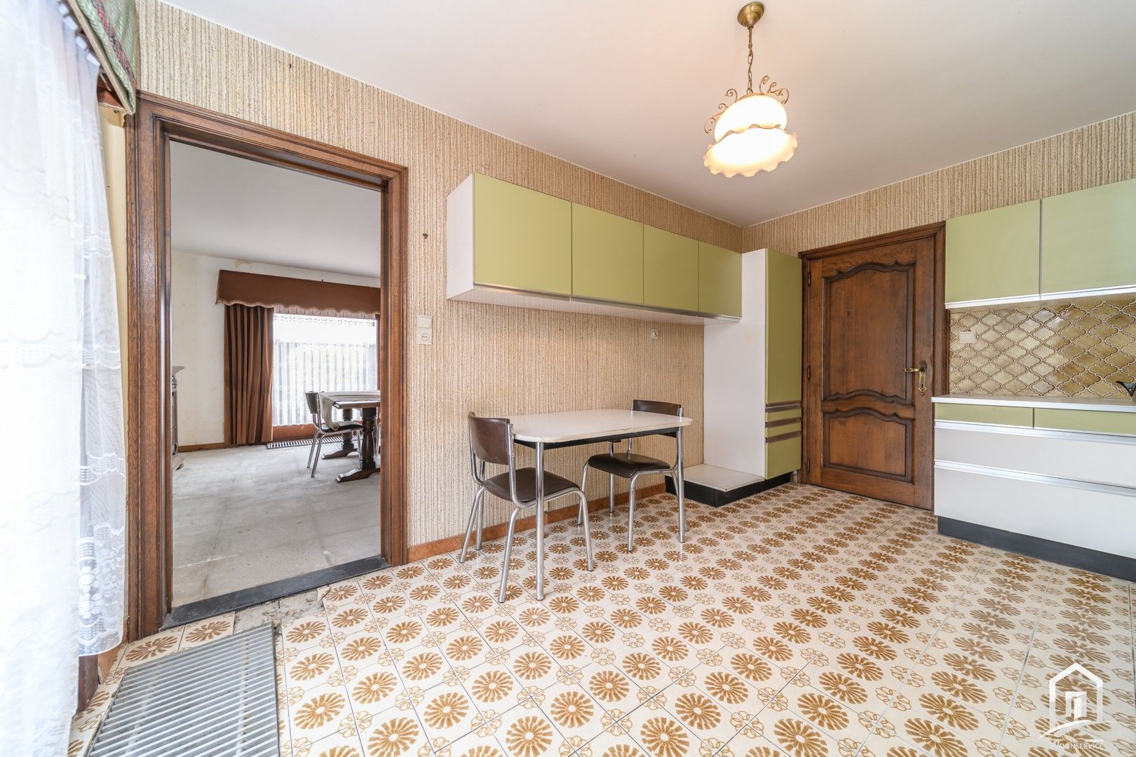 Charmante gezinswoning met veel mogelijkheden in groene omgeving te Gijzegem foto 6