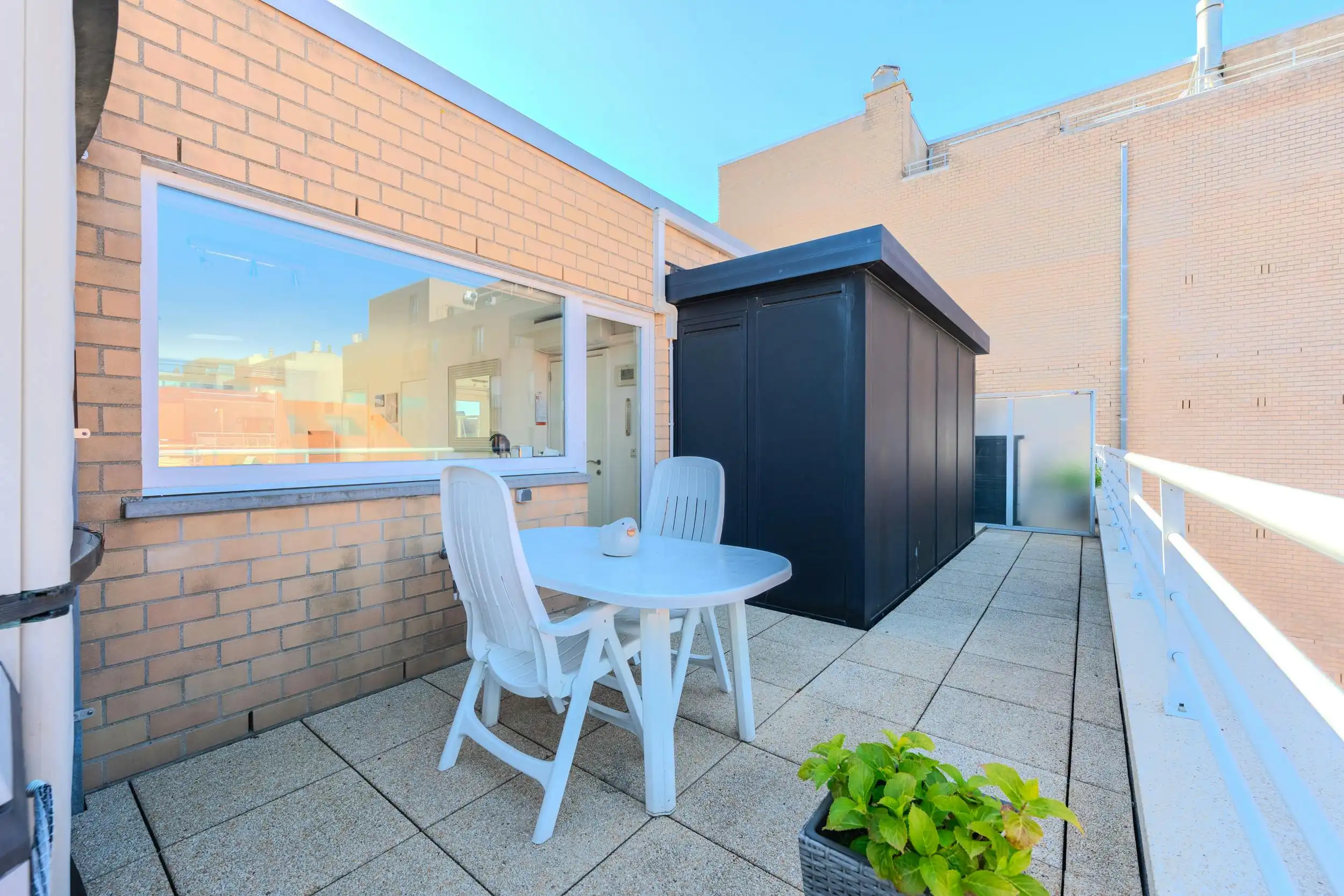 Prachtig appartement met ruime terrassen en zijdelings zeezicht! foto 16