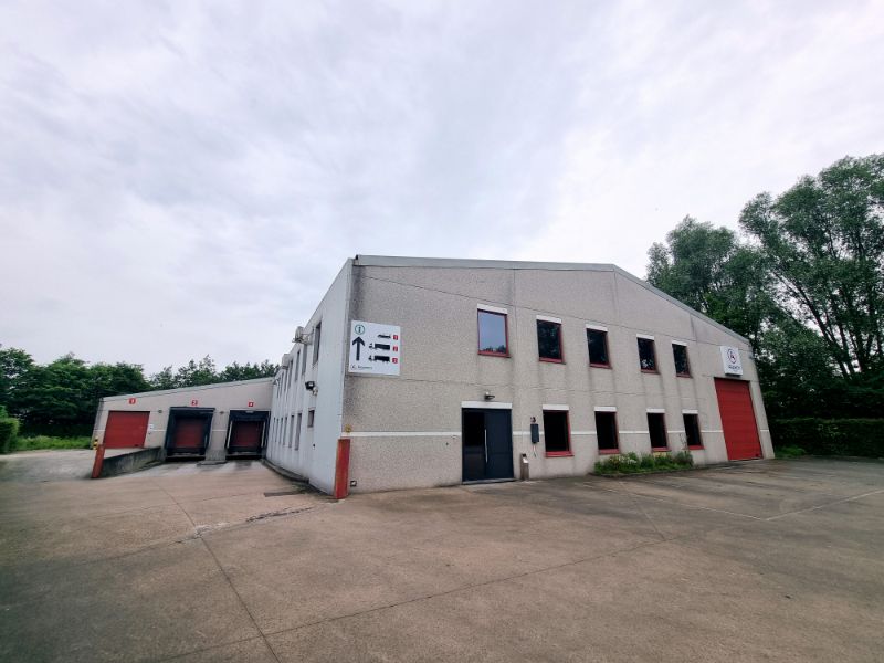 Bedrijfsgebouw te huur foto 7