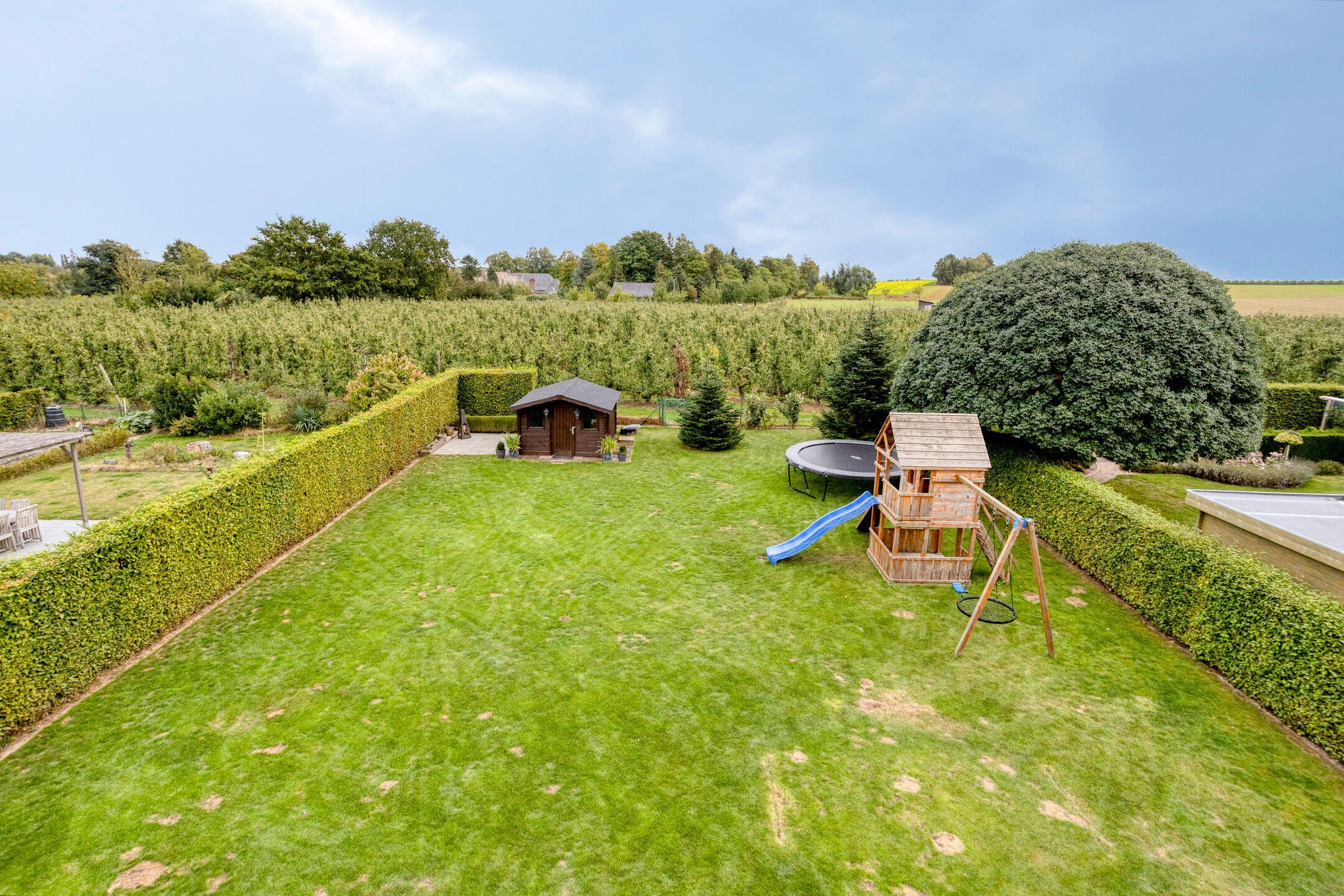 Uitkijken op de boomgaarden: ruim, duurzaam & landelijk foto 27