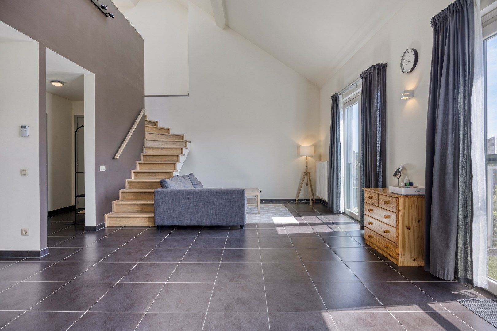 Lichtrijk appartement in Kumtich te huur - bewoonbare opp. 110 m² - EPC 110 kWh/m² foto {{pictureIndex}}
