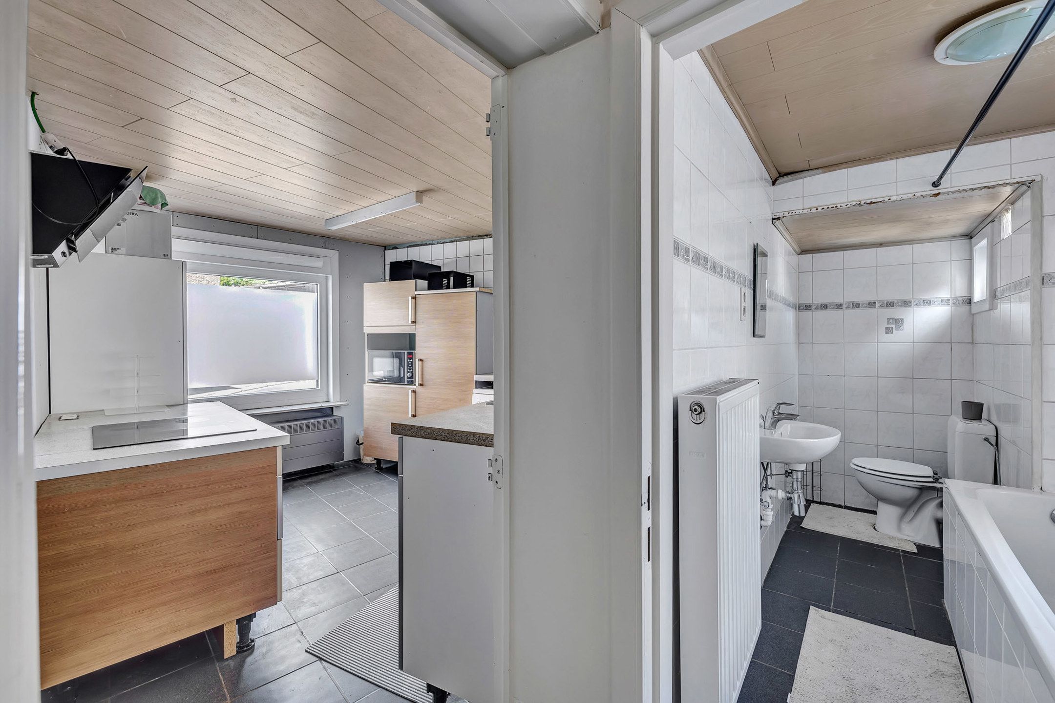 Bekende frituur + woonst met 3 slaapkamers in Baardegem foto 22