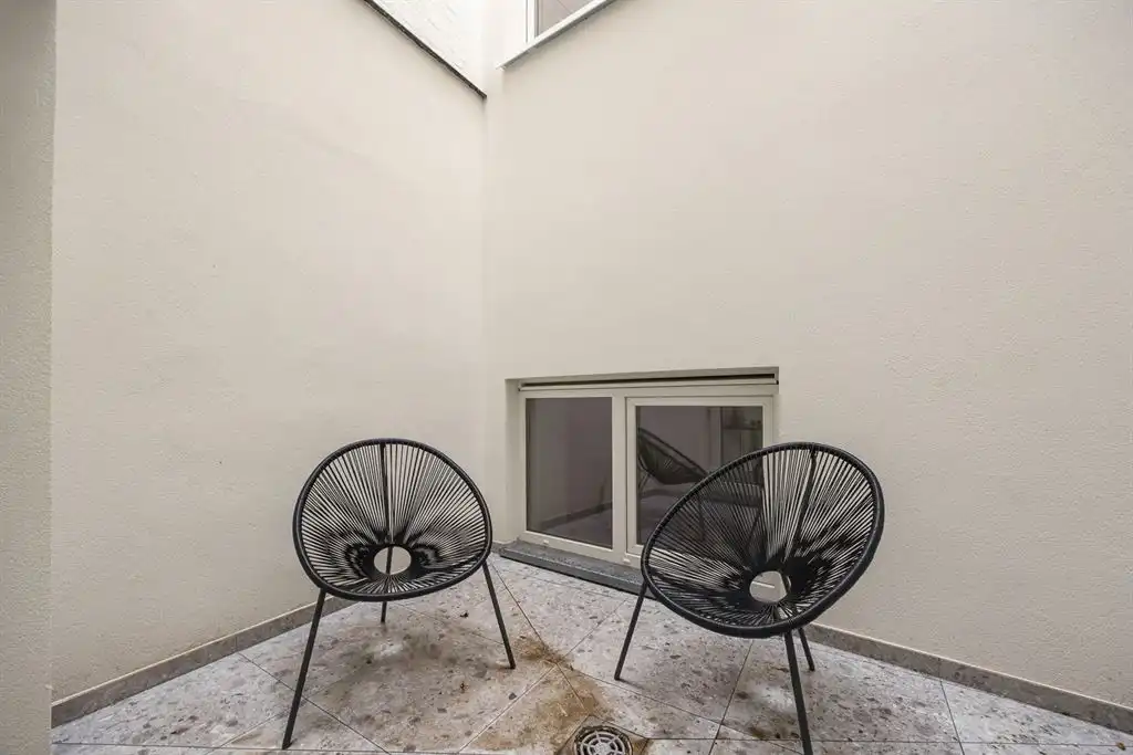Kwalitatief gerenoveerd appartement te Pulhof foto 4
