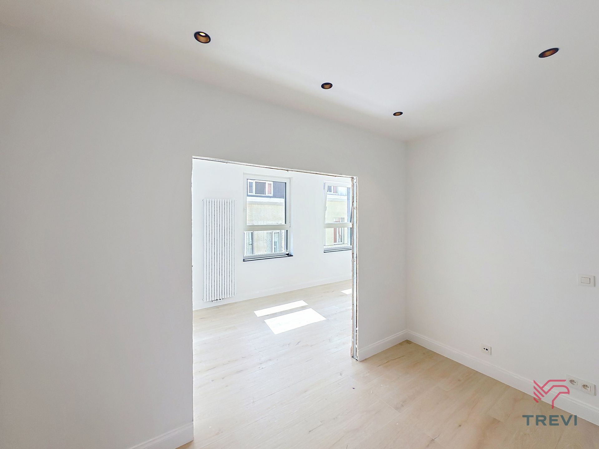Gerenoveerd 1 slaapkamer appartement voor 1e bewoning! foto 12