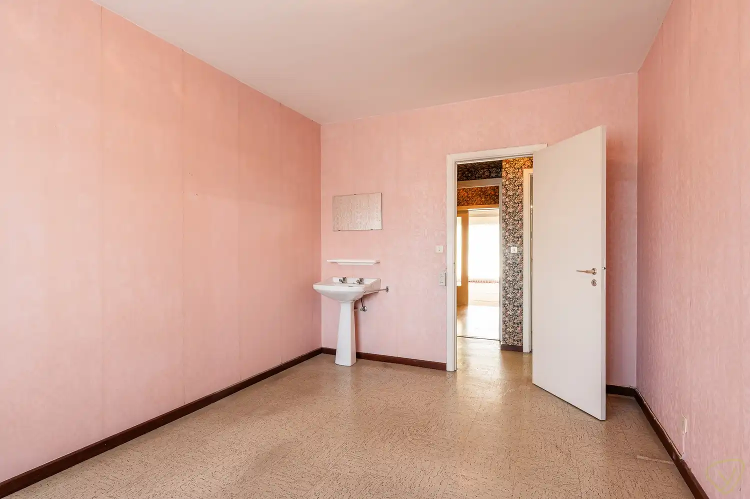 Lichtrijk appartement met twee terrassen en garage-optie in centrum Eeklo foto 13