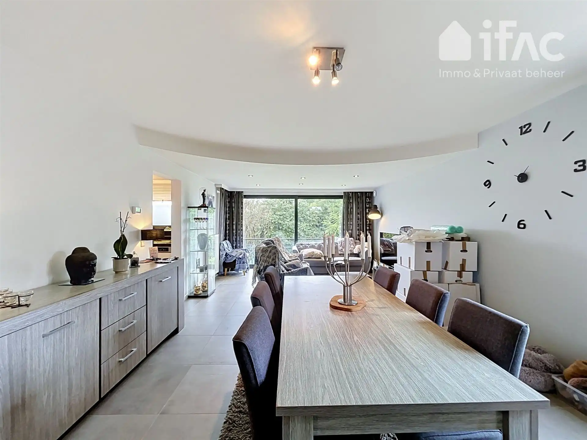Moderne duplex met 3 slaapkmrs leuk terras en dubbele garage foto 2