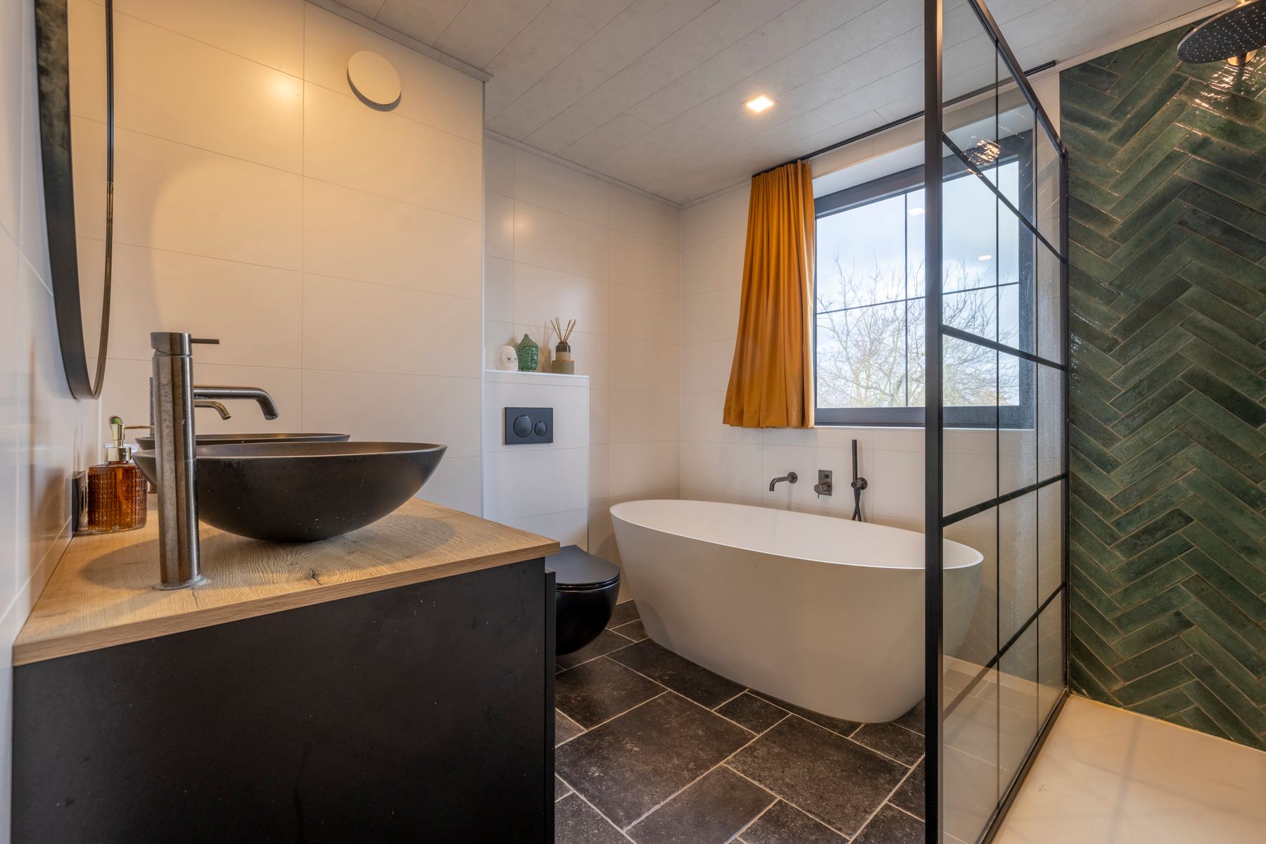 Nieuwbouw duplex appartement (BJ 2021) met tuin en garage! foto 6