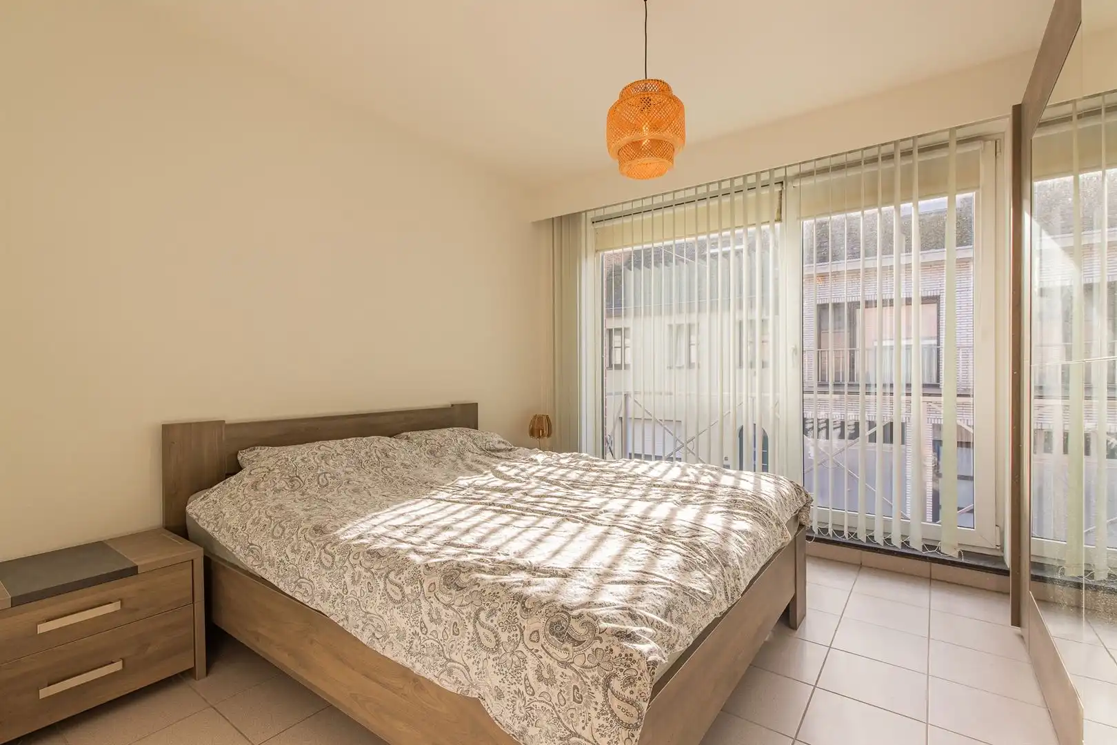 INSTAPKLAAR APPARTEMENT MET 2 SLAAPKAMERS, ZONNETERRAS IN SINT-GILLIS-DENDERMONDE foto 9