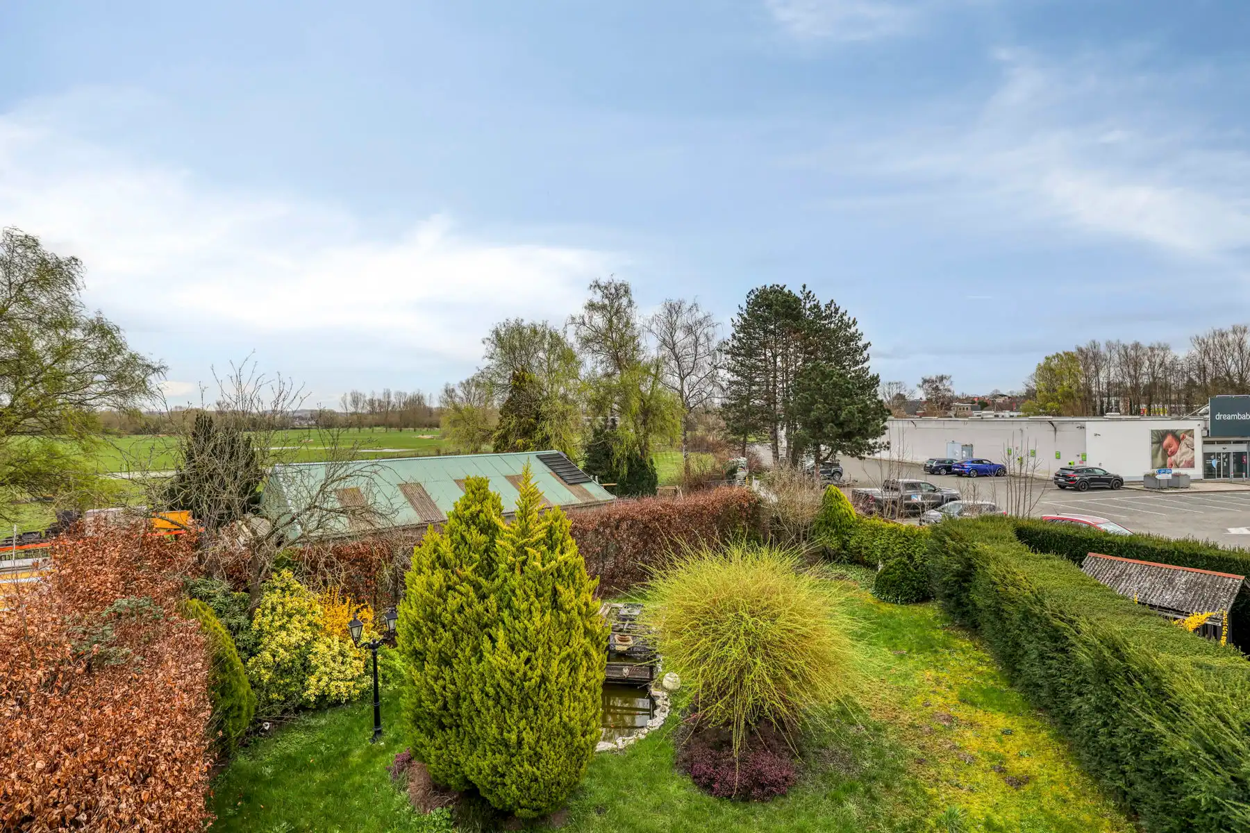 Leemans Immobiliën biedt u deze solide en ruime woning aan op een uitstekende en centrale ligging in Denderleeuw. foto 29