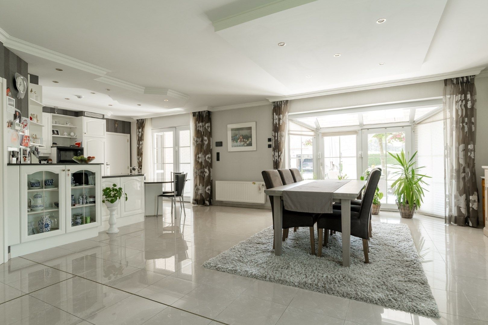 Prachtige villa te koop op rustige locatie! foto 9