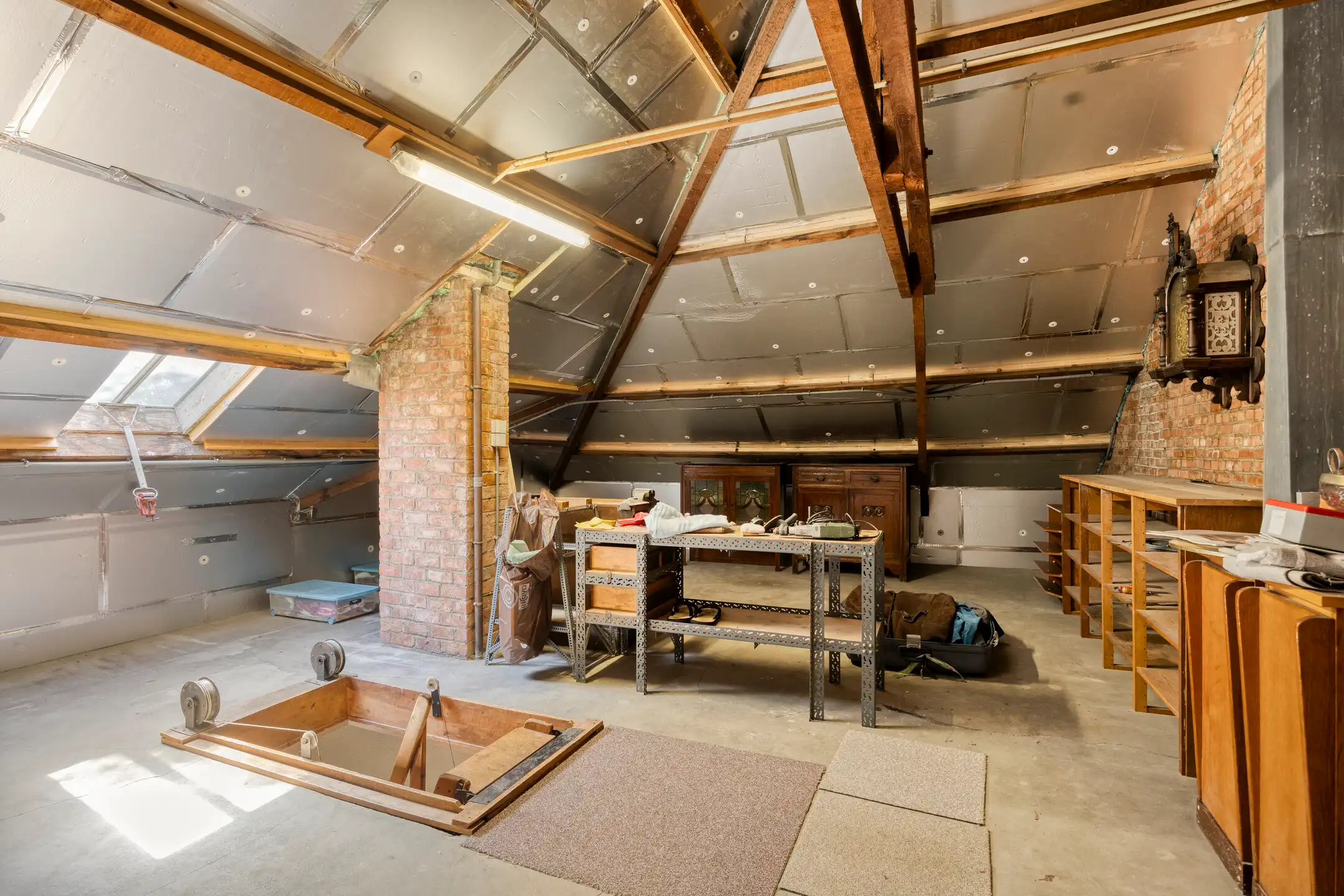 Halfopen woning met ruime garage en uitbreidingspotentieel foto 29