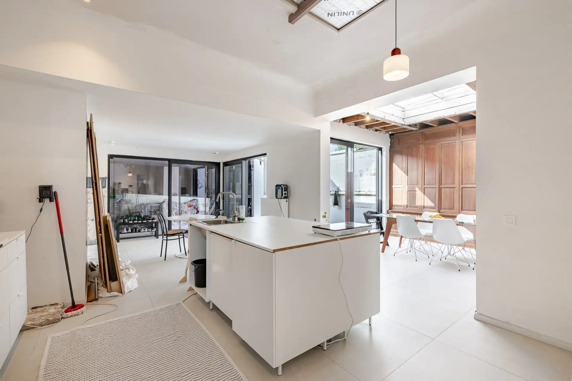 Karaktervol herenhuis met art-decoallure, ruime magazijnen en zuidgerichte tuin  foto 10