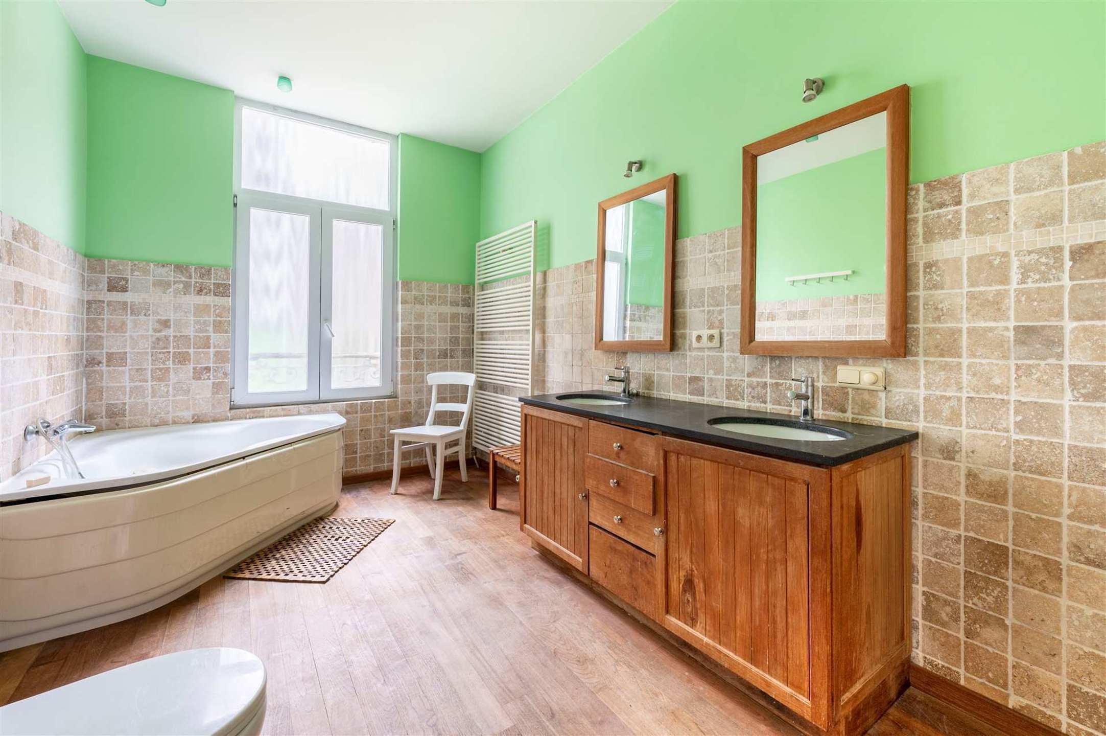 Ruime burgerwoning met 4 slaapkamers en stadstuin op toplocatie in Antwerpen foto 8
