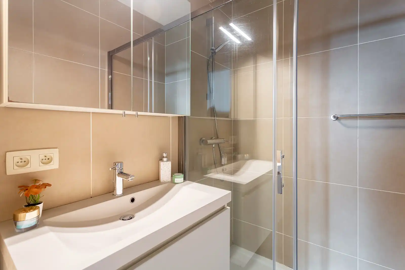 Energiezuinig appartement met zonnig terras foto 13