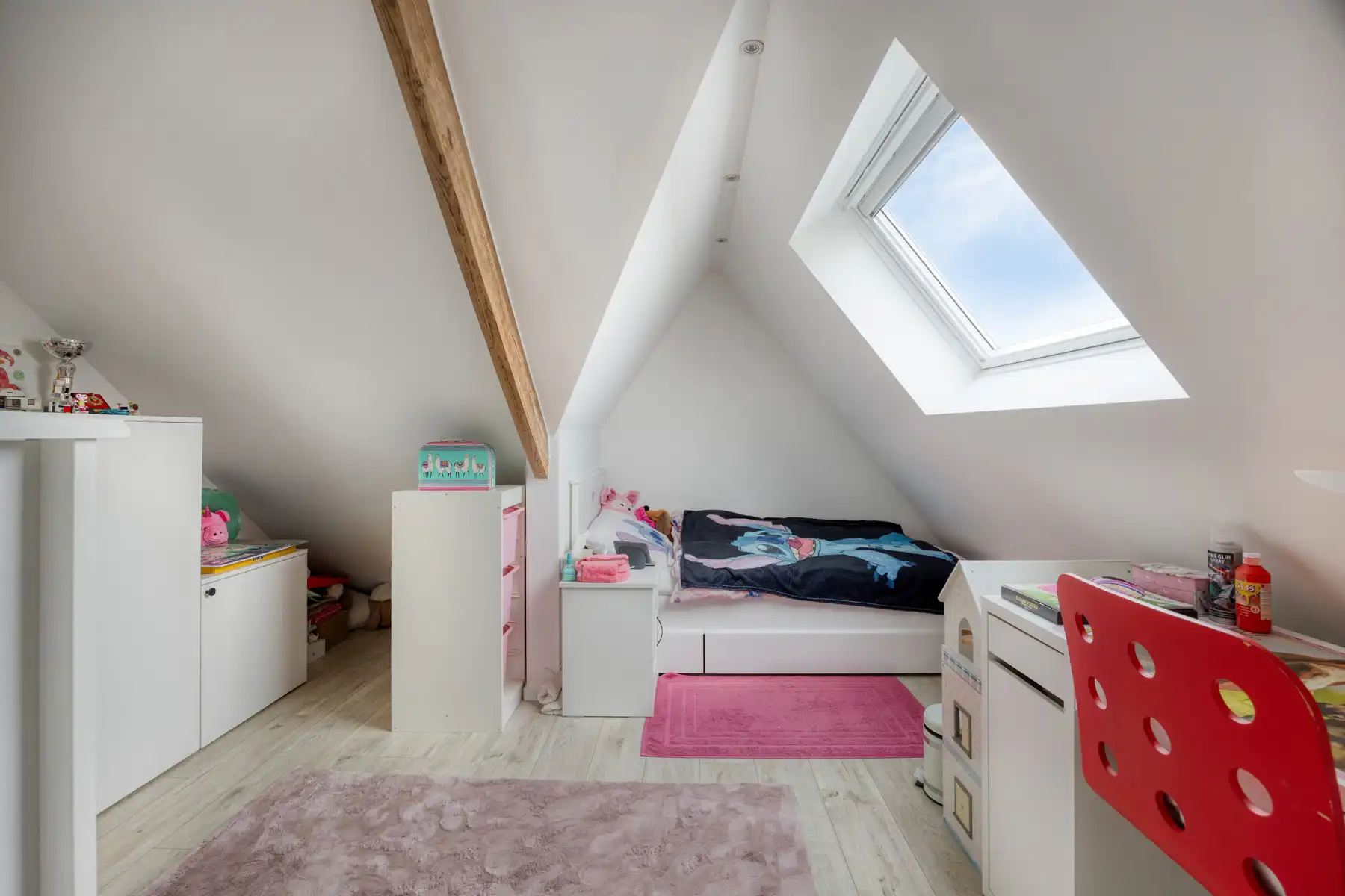 Instapklare woning op topligging foto 17