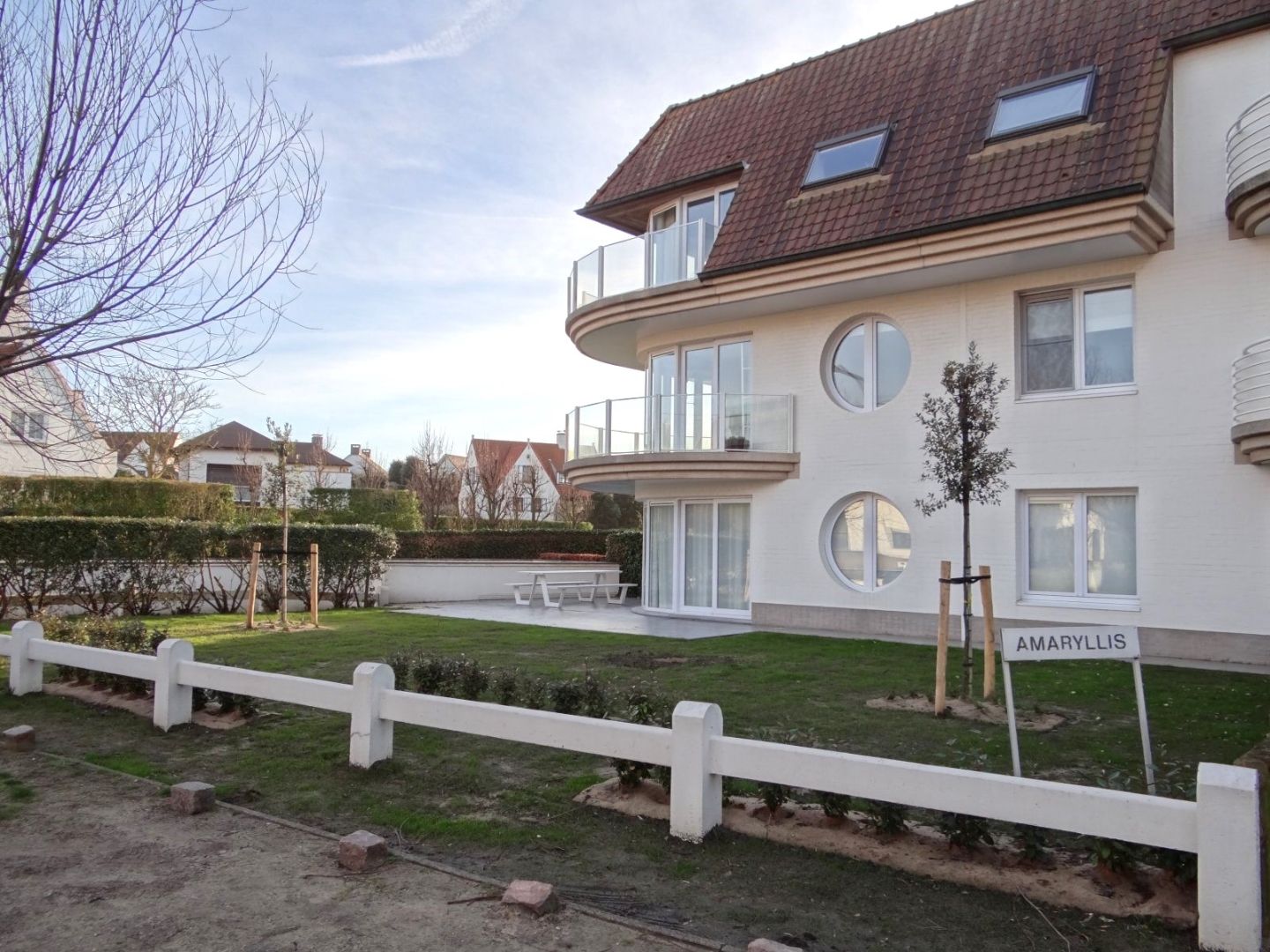 Hoofdfoto van de publicatie: Instapklaar villa-appartement met groot terras op 300m van zee te Nieuwpoort