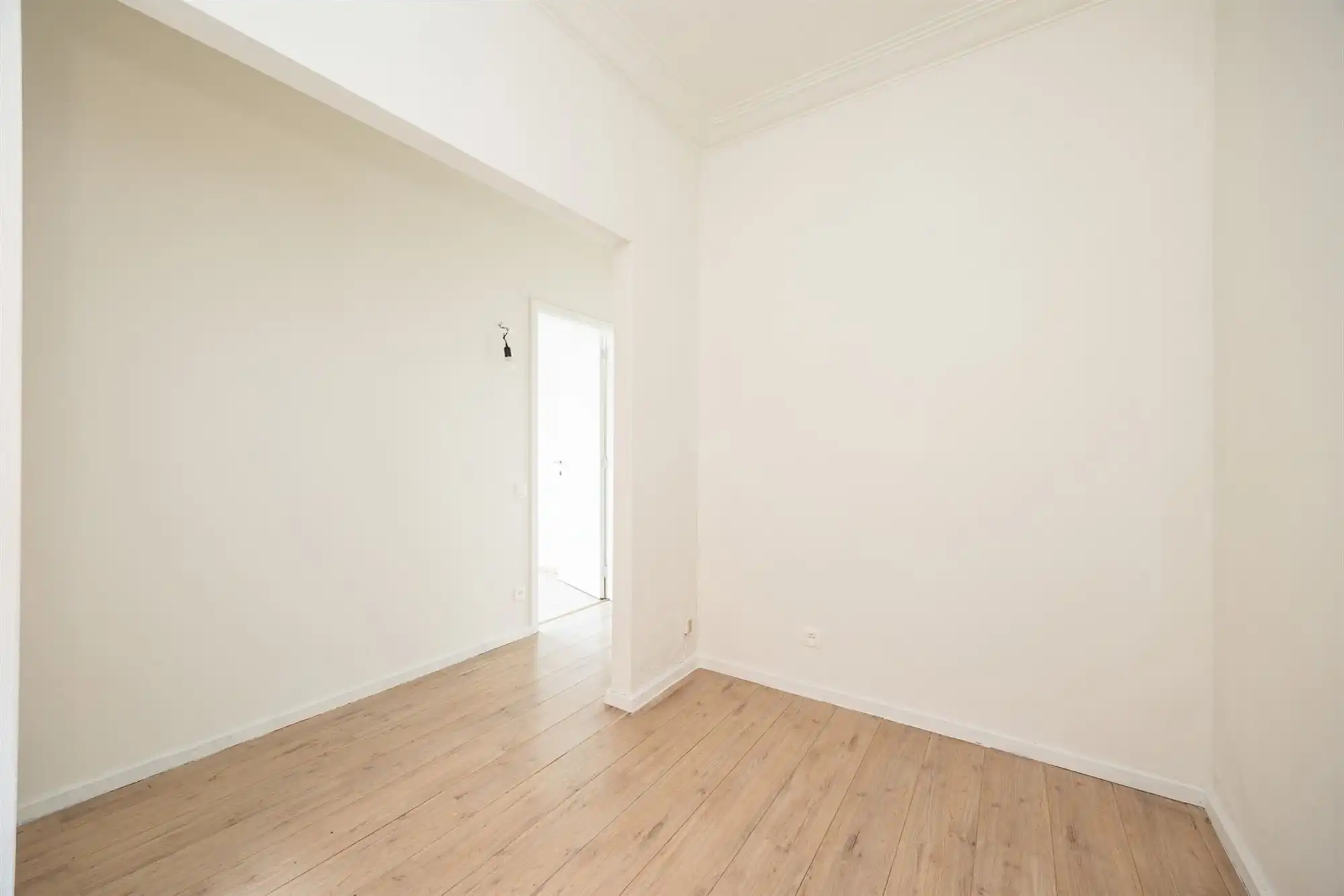 Lichtrijk hoekapp. op centrale ligging foto 9