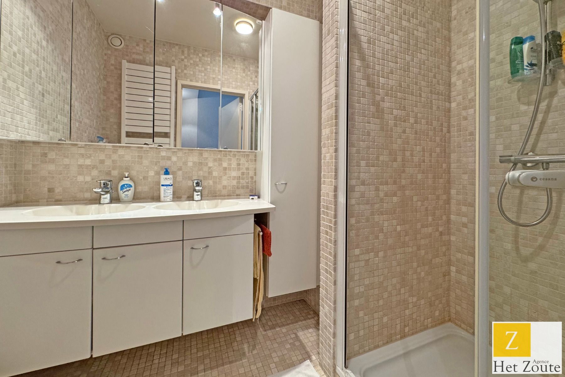 Appartement met frontaal zeezicht te Duinbergen foto 7