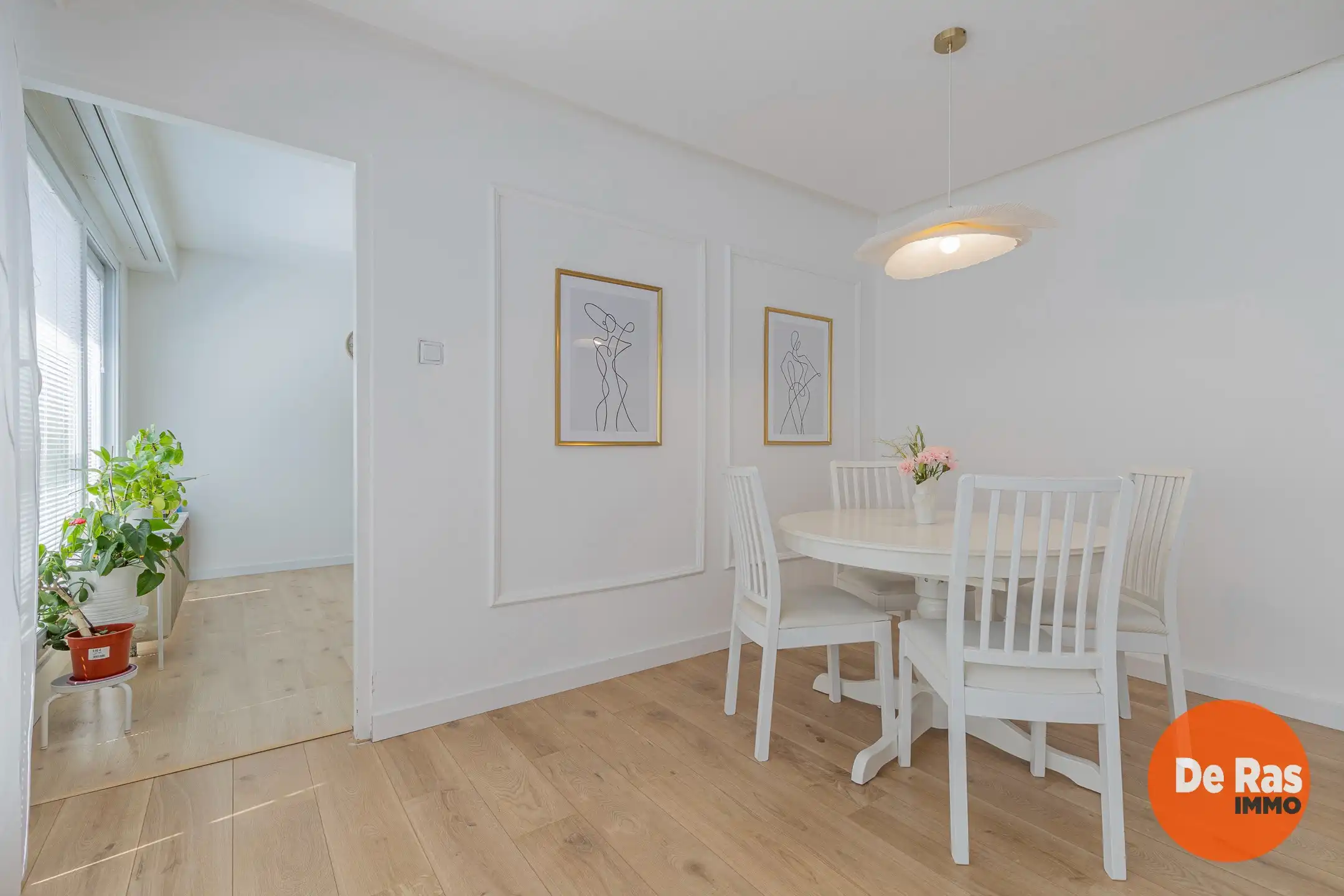 HERZELE - Lichtrijk duplex-appartement met tuin foto 5