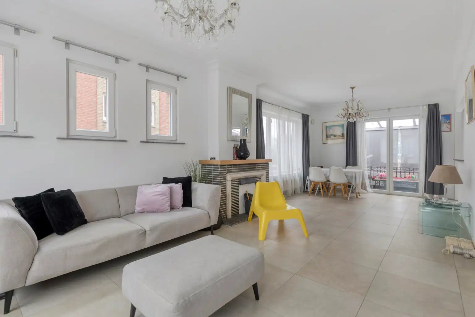 Hoofdfoto van de publicatie: immo DAVID stelt voor: instapklare 3-gevelwoning