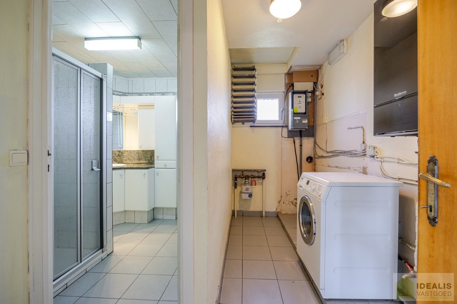 CHARMANTE EN TE RENOVEREN EENGEZINSWONING MET 4 SLAAPKAMERS OP EEN KNAP PERCEEL EN GEGEERDE LOCATIE !! foto 29