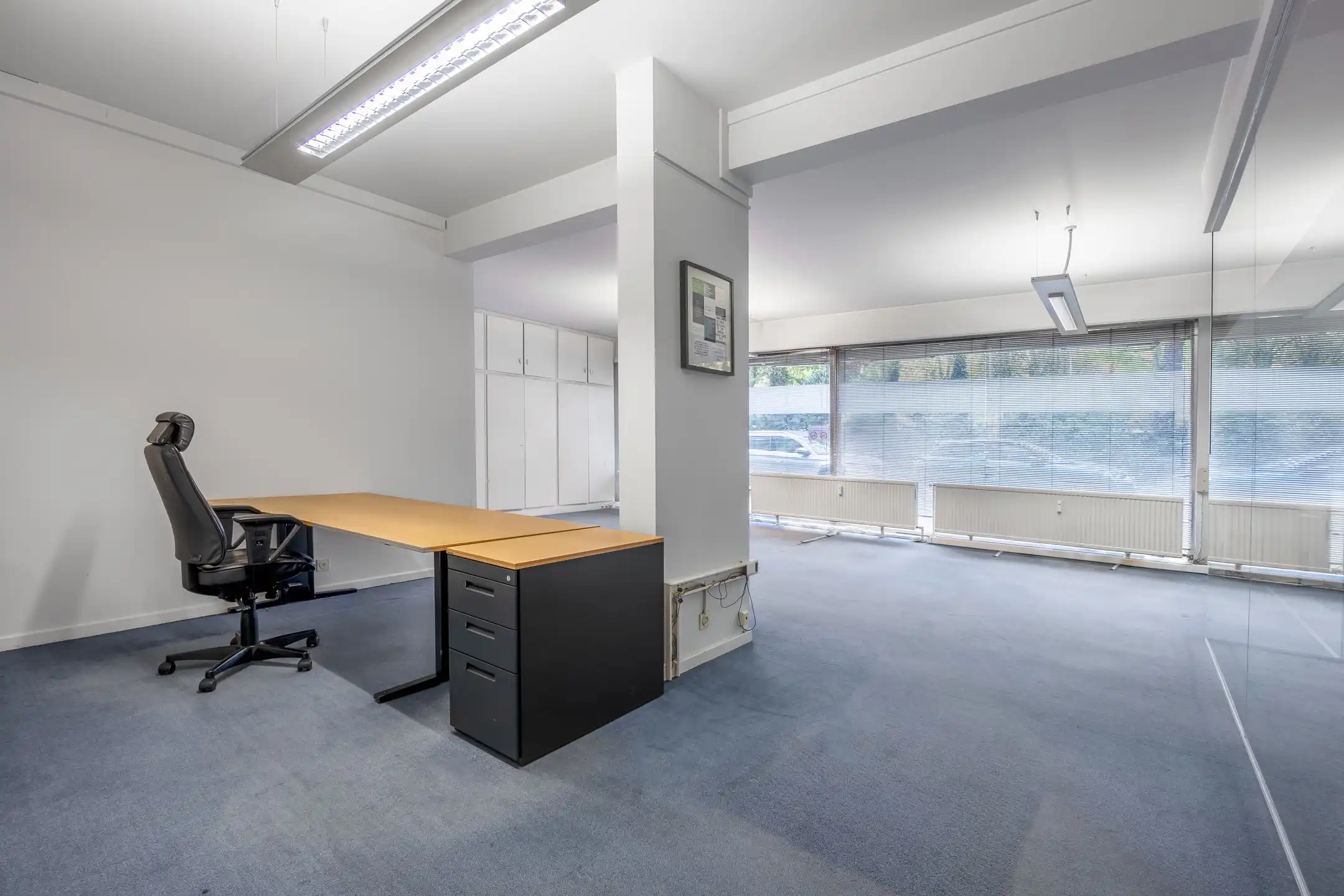 Commercieel handelspand (236m²) op centrale ligging foto 12