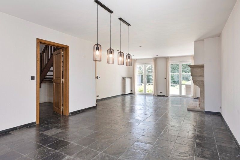 Landelijke woning met 3 slaapkamers en prachtige tuin TE KOOP in OOSTROZEBEKE! foto 8