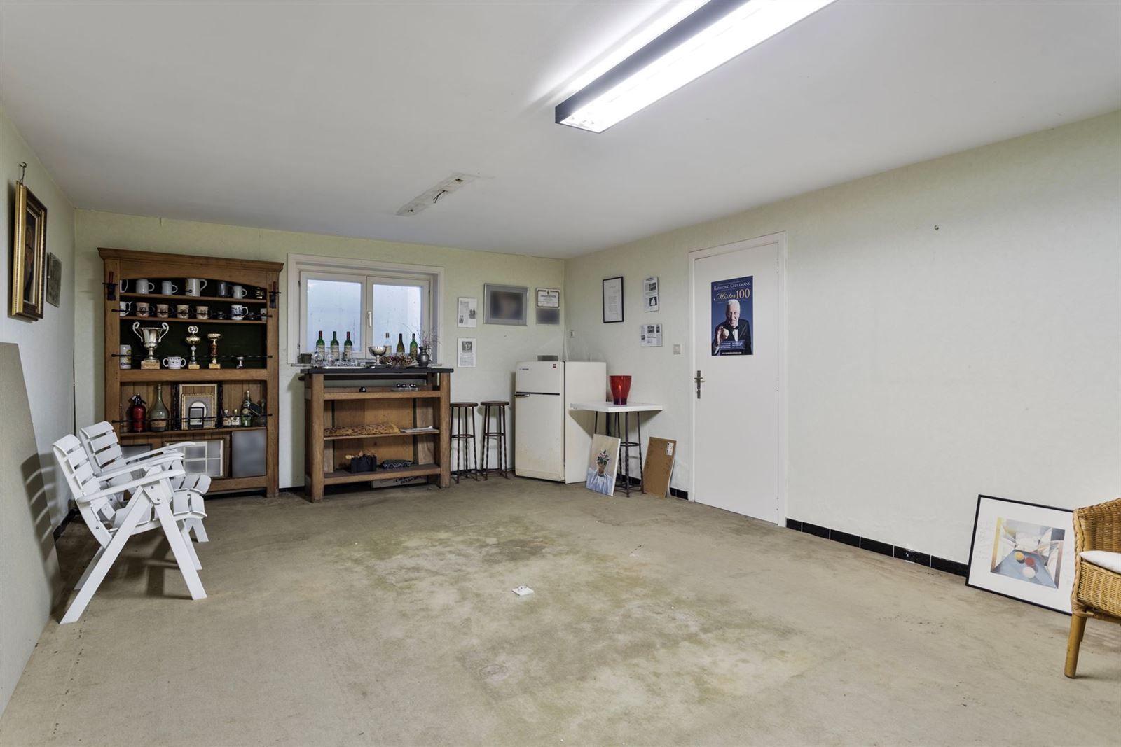 Ruime achterin gelegen villa met 5 slaapkamers op prachtig terrein van 40a foto 27
