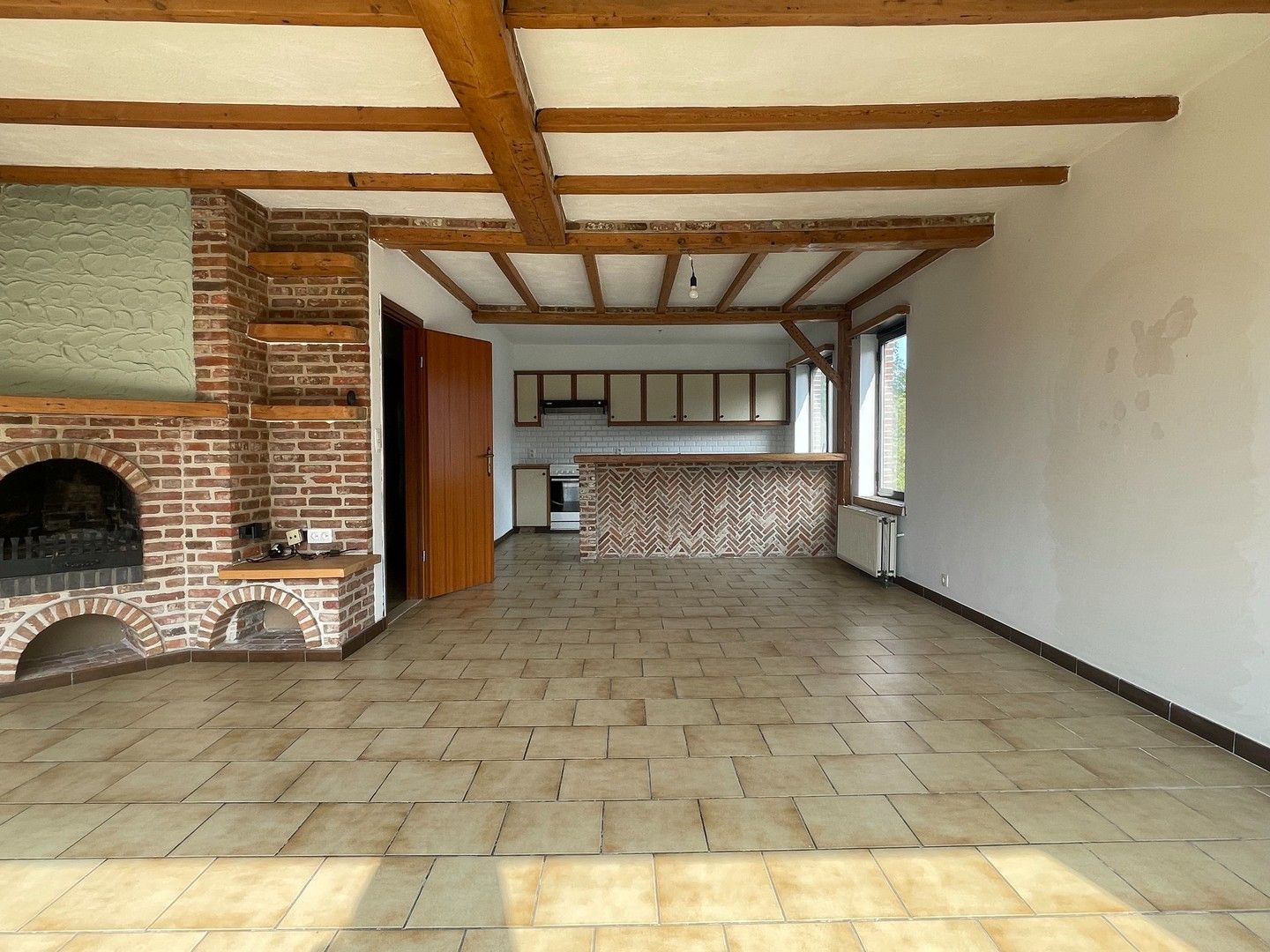 Ruim twee slaapkamer appartement foto 3